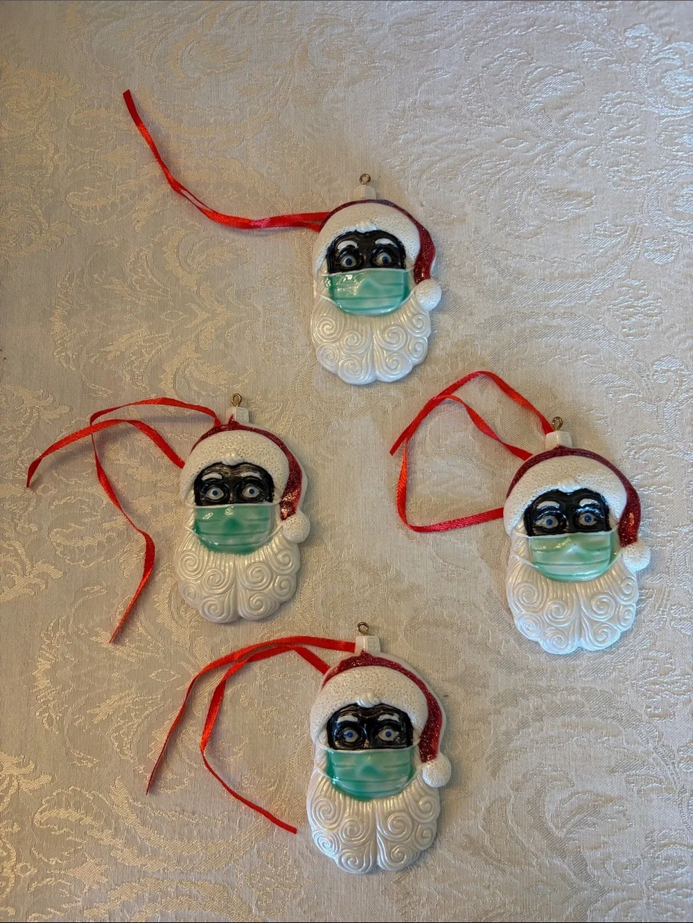 PANDEMIC SANTA 😷 2020 😩